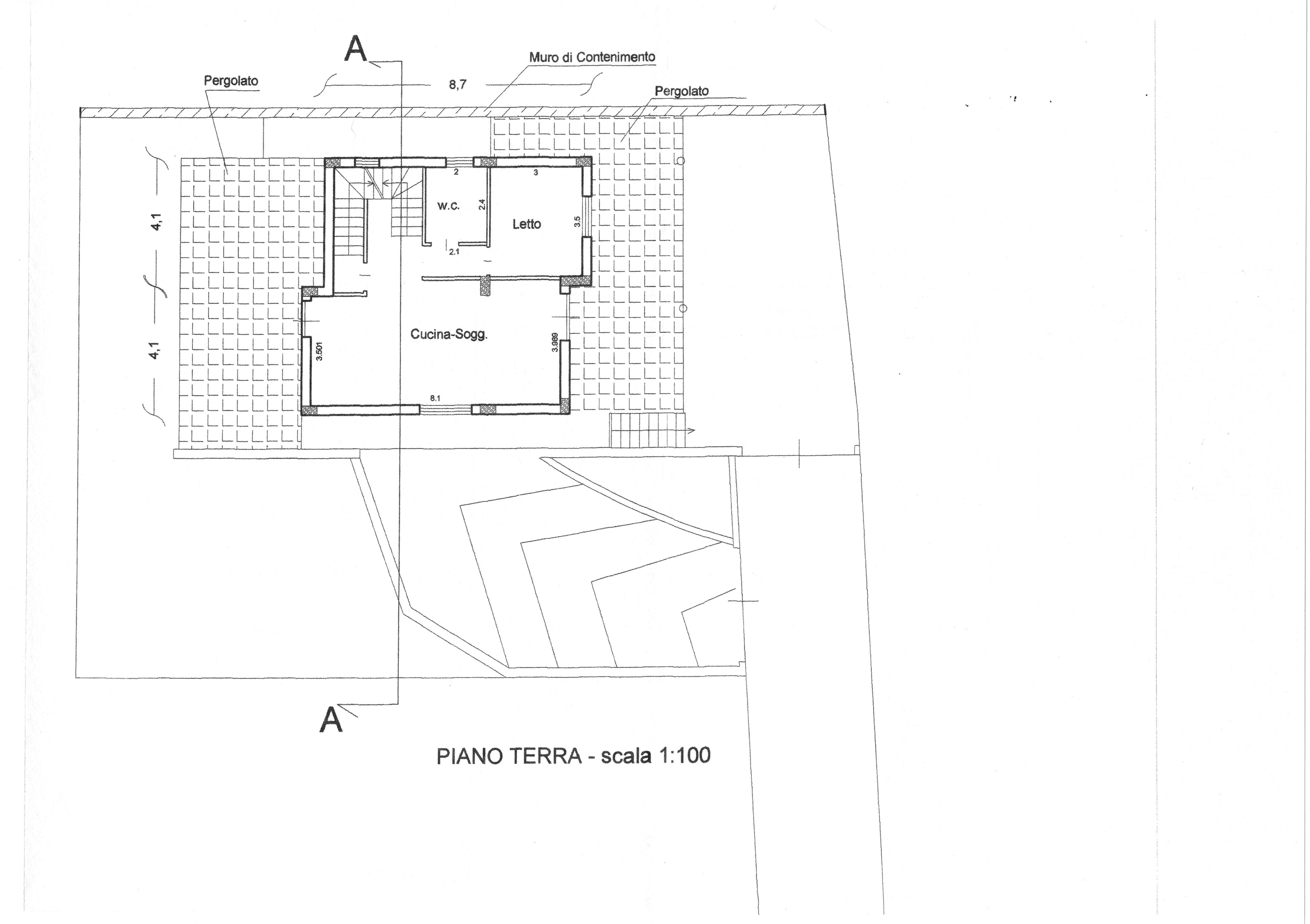 Str. Vic. Caputello terreno con progetto di 180 mq