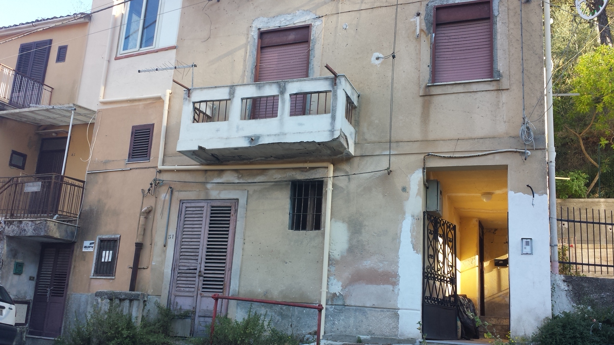 Via Capitano Franzoni, 2 abitazioni con 2 ingressi