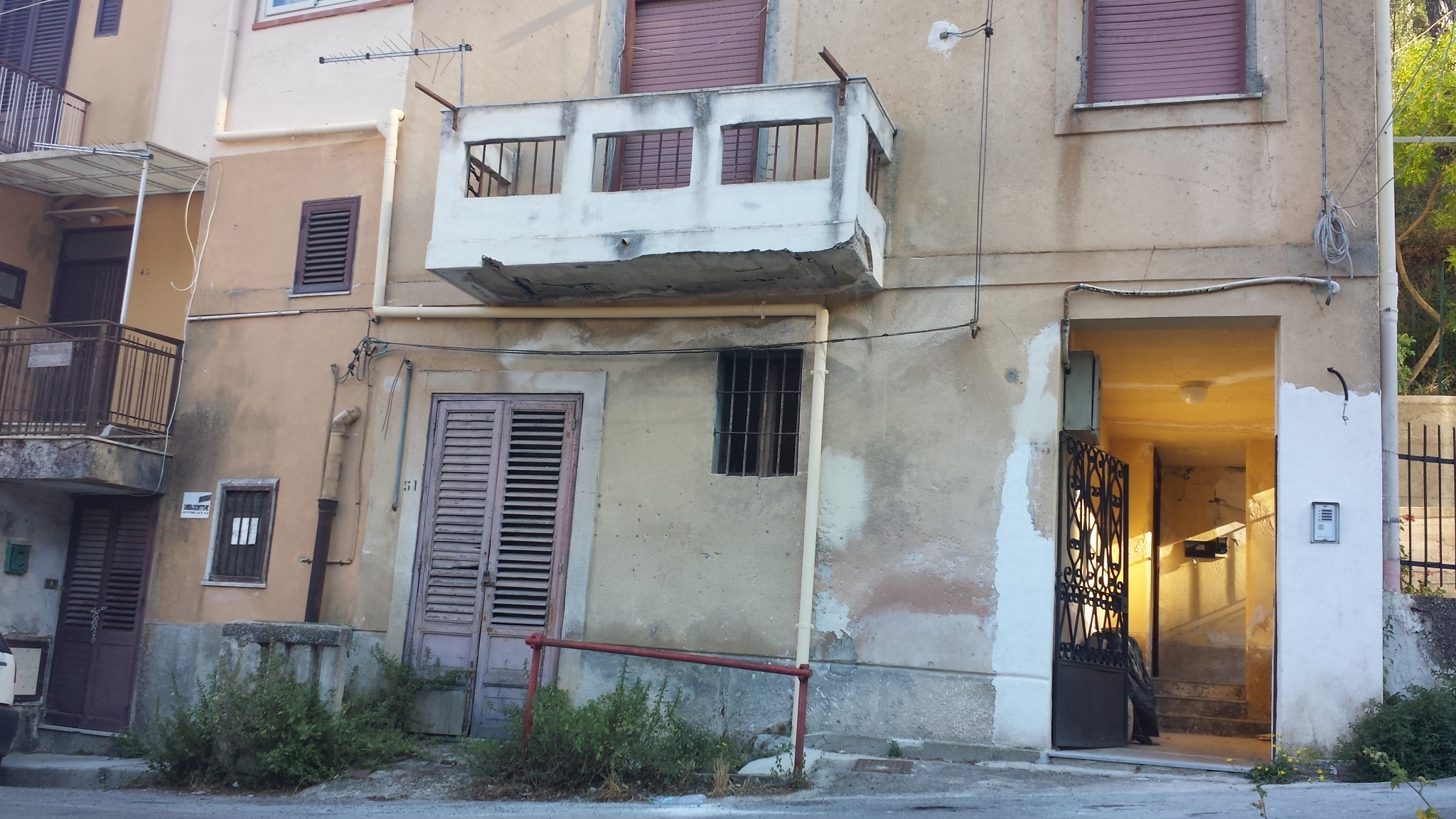 Via Capitano Franzoni, 2 abitazioni con 2 ingressi