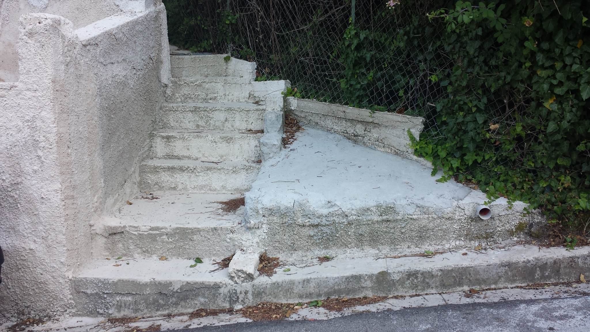 Via Capitano Franzoni, 2 abitazioni con 2 ingressi