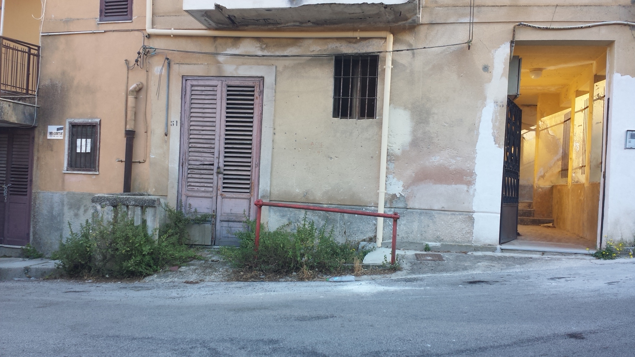 Via Capitano Franzoni, 2 abitazioni con 2 ingressi