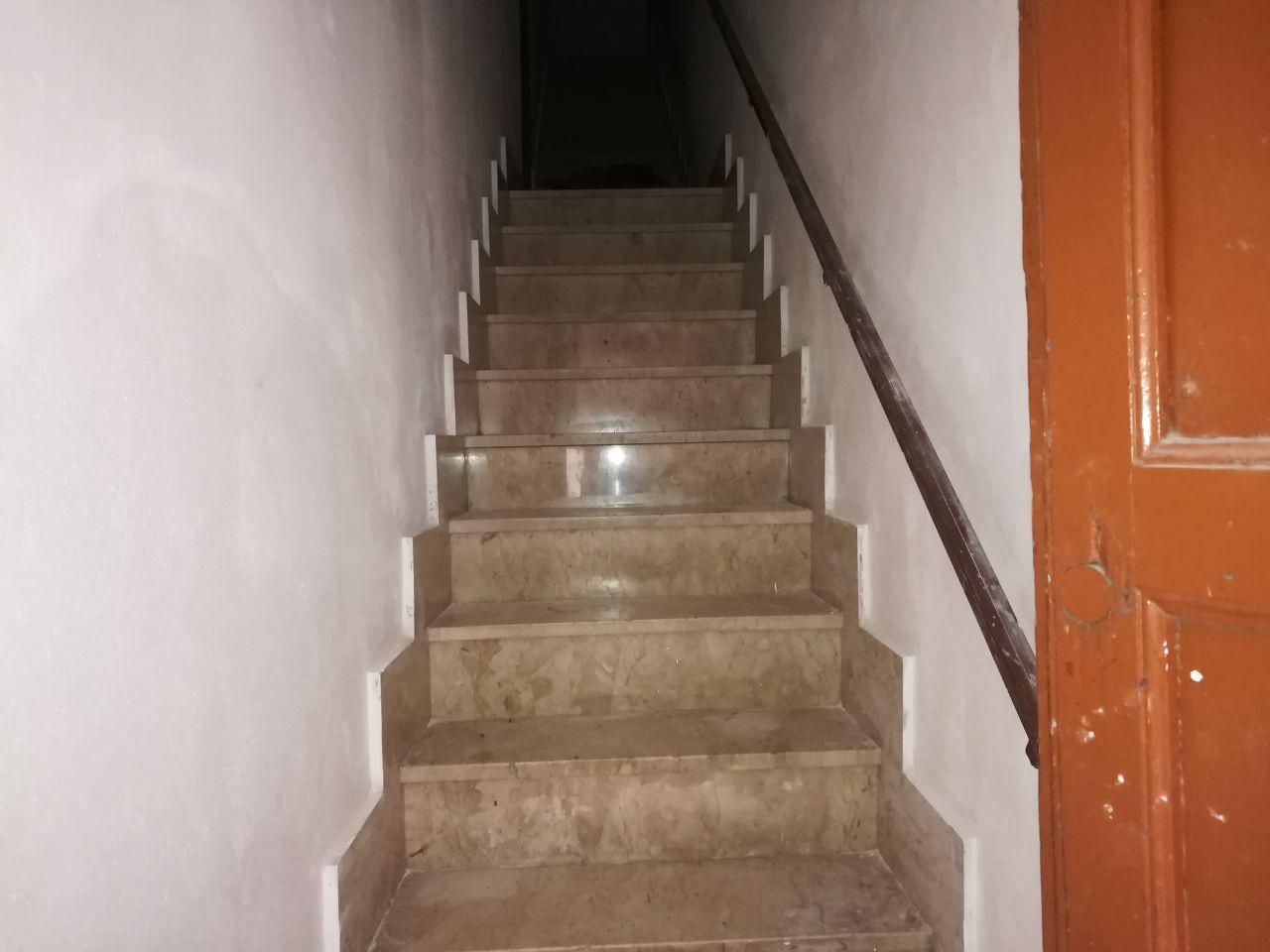 Via Antonio Veneziano, luminoso appartamento