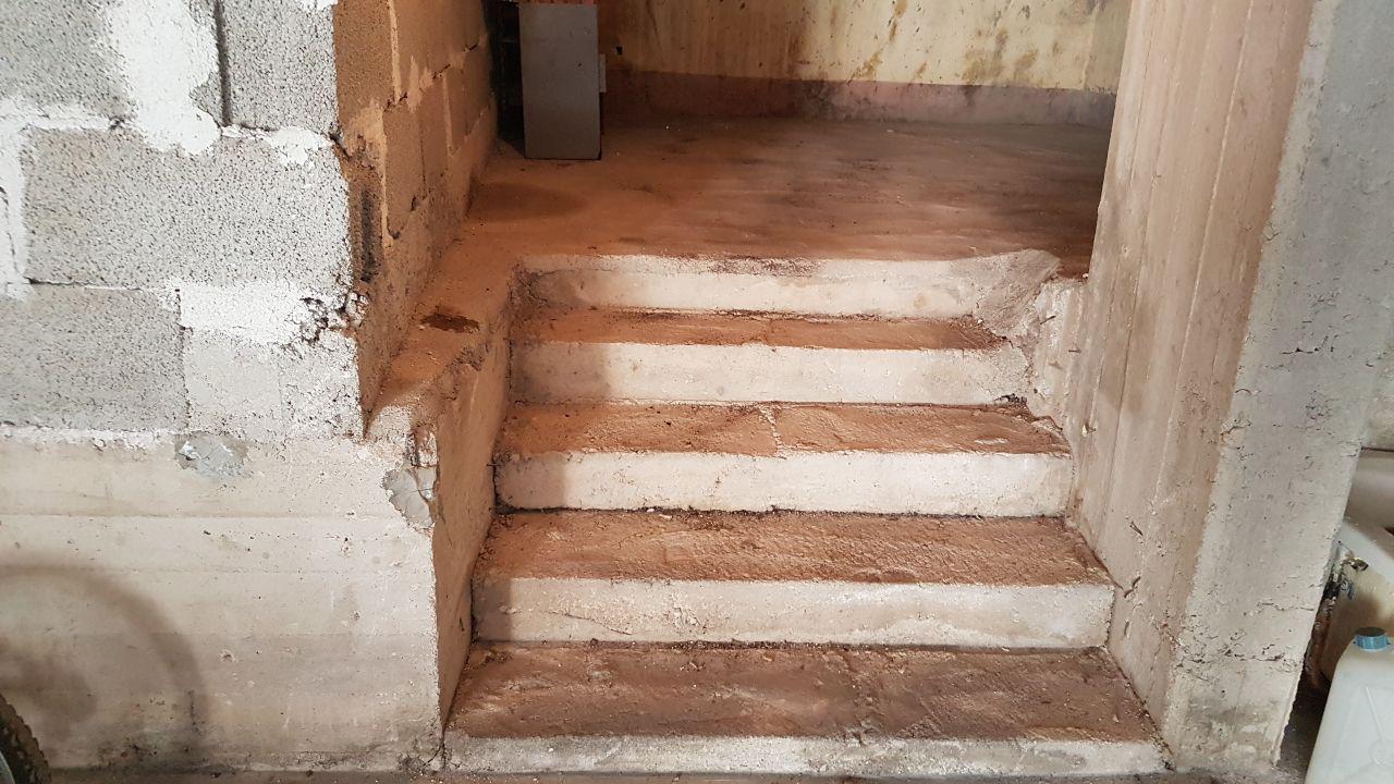 Salita Sant'Antonino 3vani con terrazzo posto auto