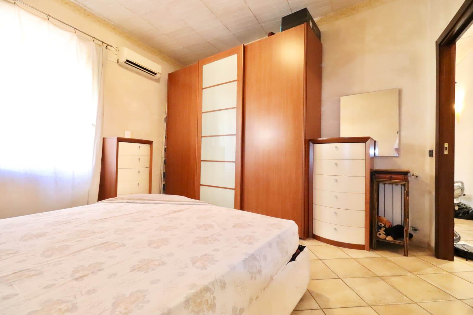 Corso Calatafimi, 2 locali arredato utilizzabile anche come investimento
