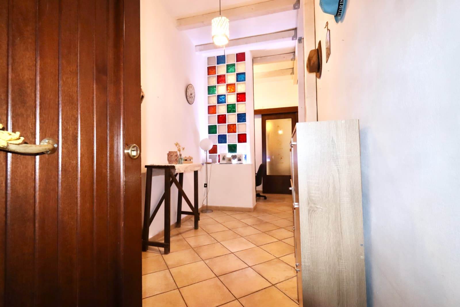 Corso Calatafimi, 2 locali arredato utilizzabile anche come investimento