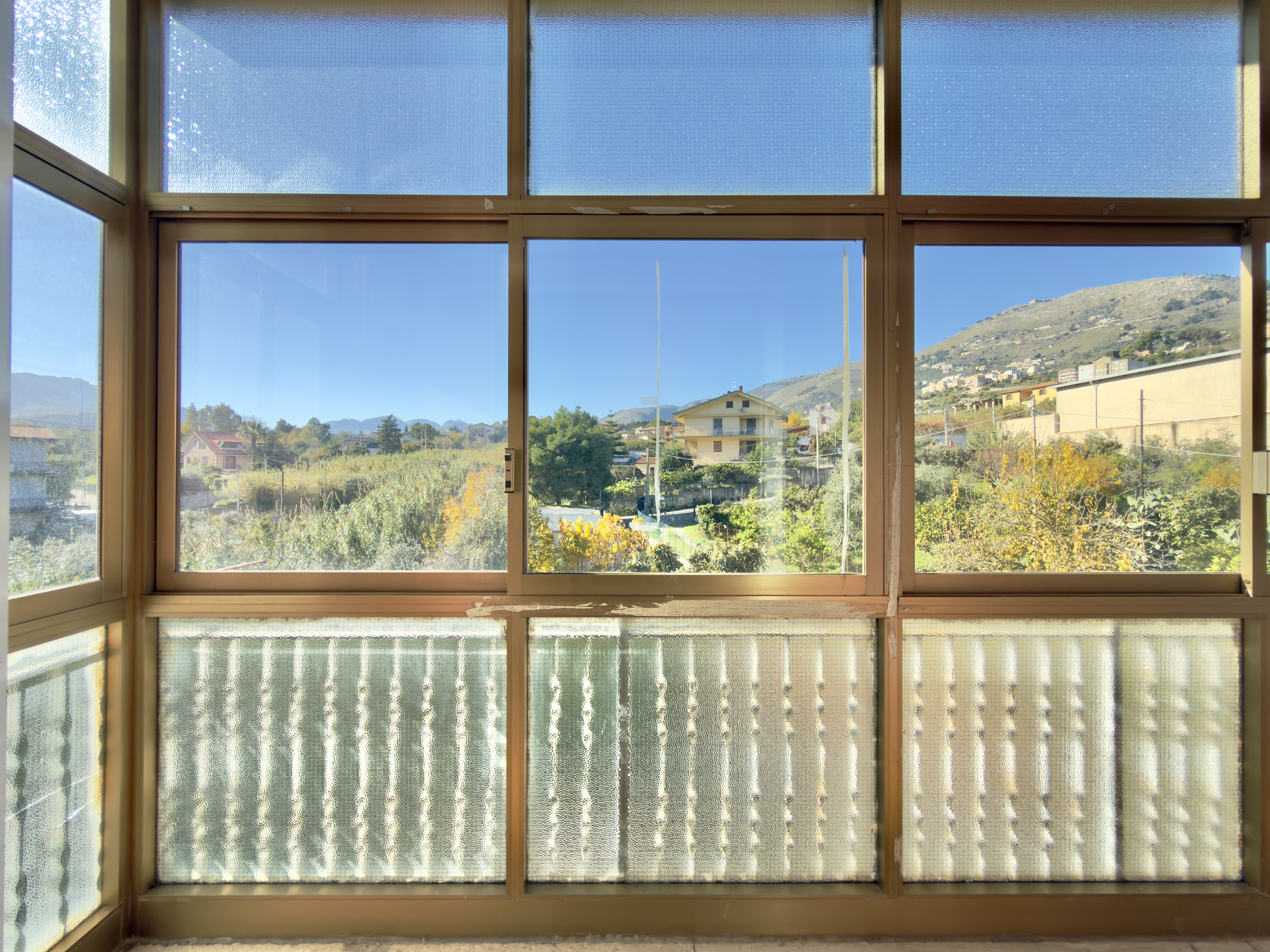 Via Santa Liberata, 3 locali in villa con giardino