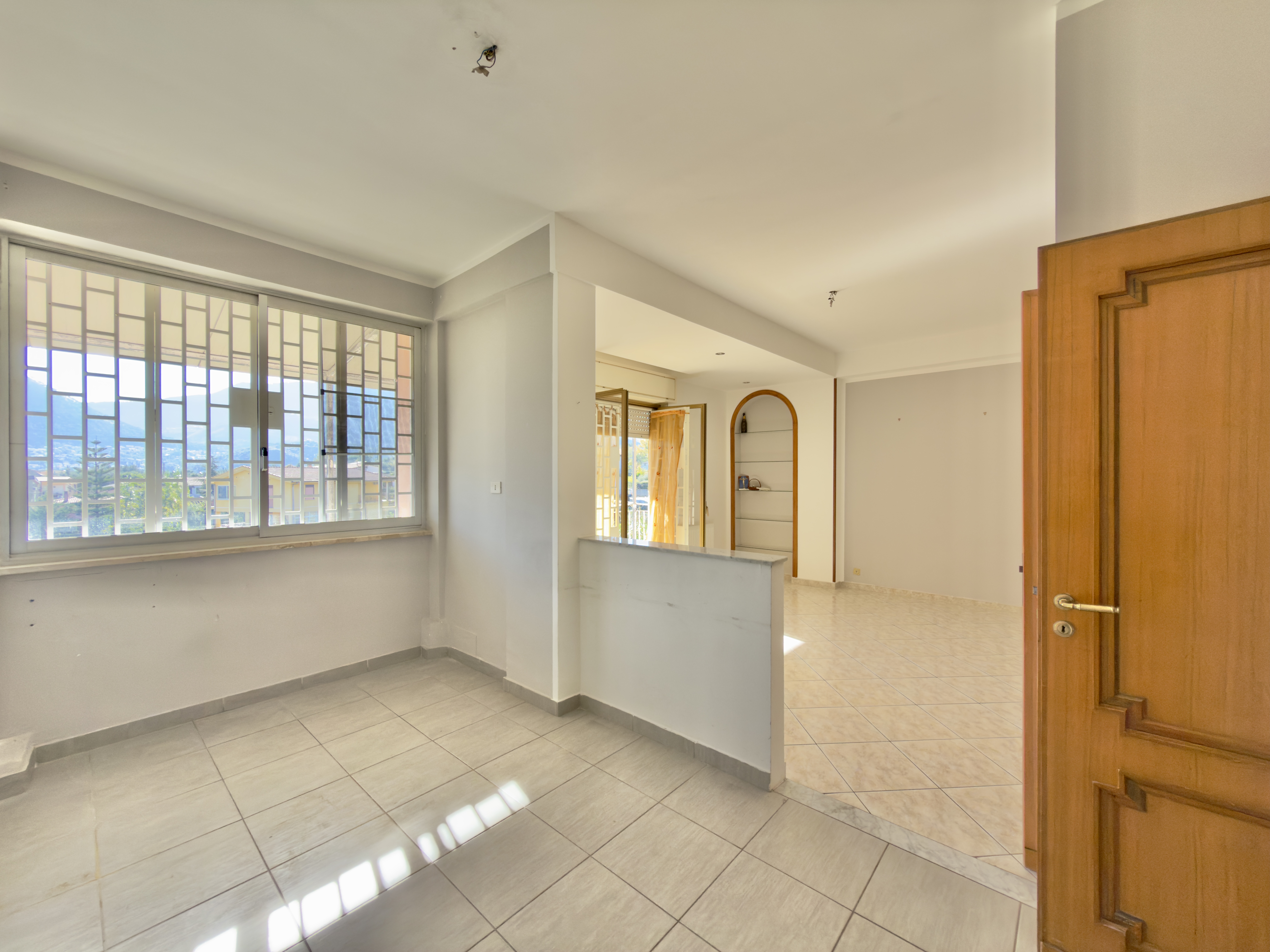 Via Santa Liberata, 3 locali in villa con giardino