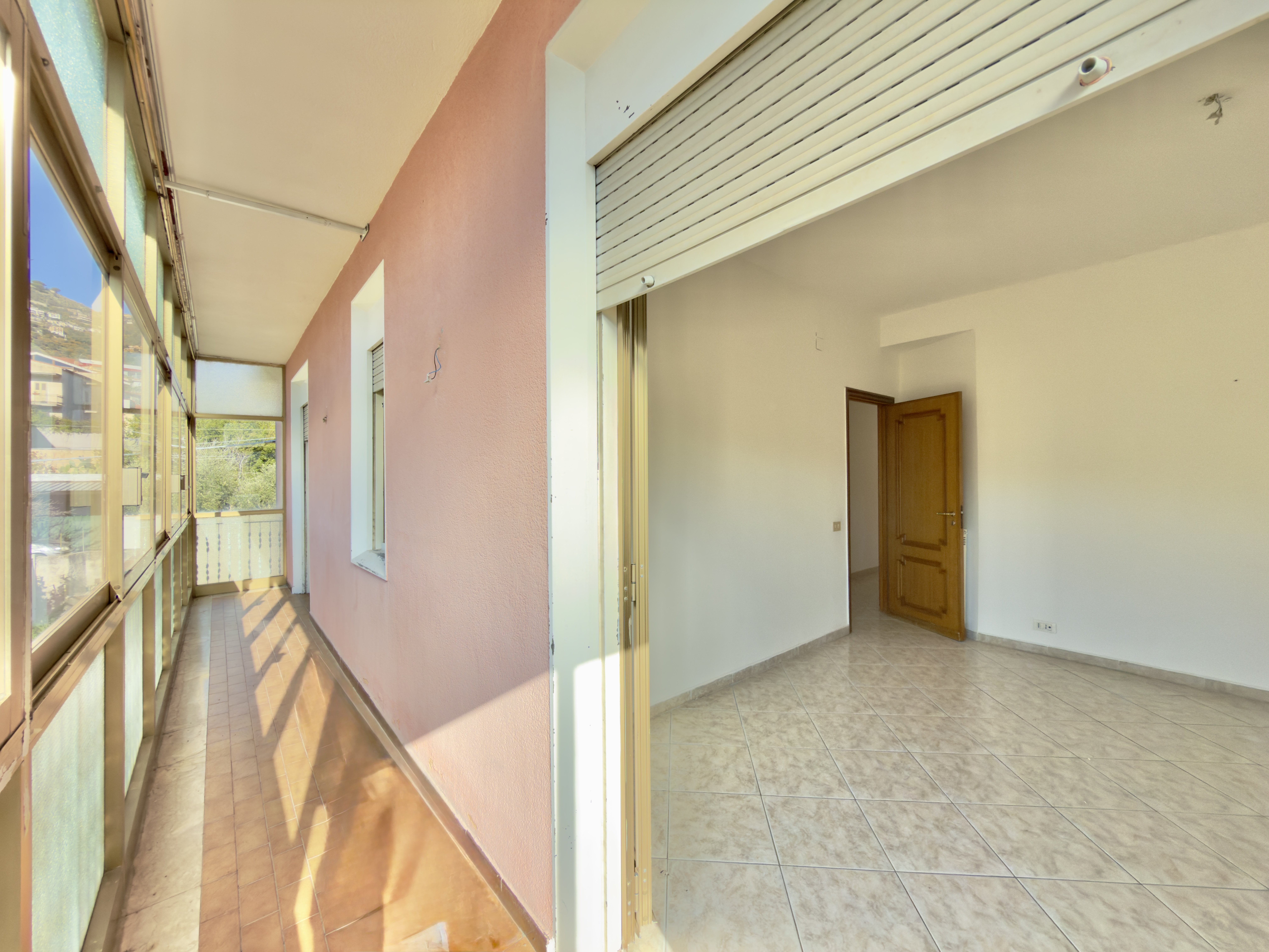 Via Santa Liberata, 3 locali in villa con giardino