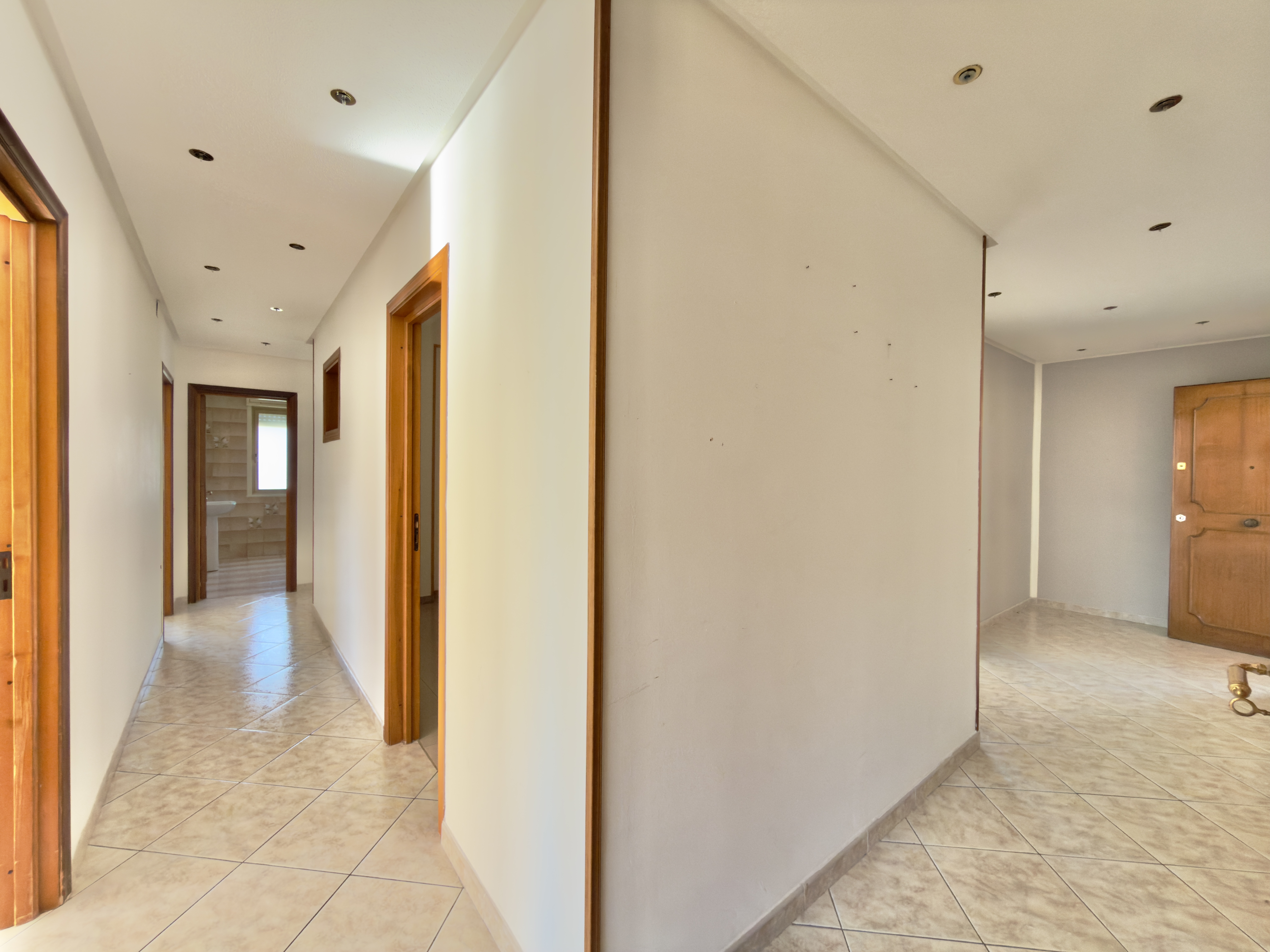 Via Santa Liberata, 3 locali in villa con giardino