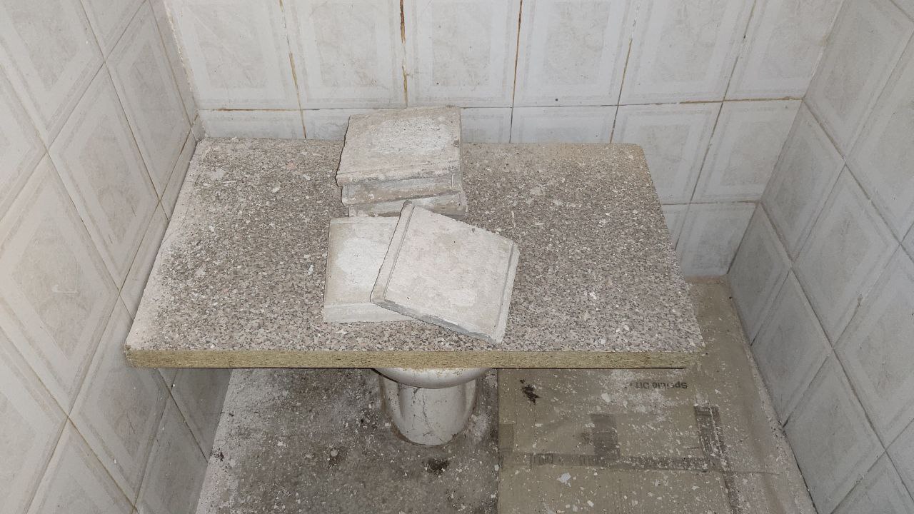 Via Lo Castro e Via Viviano, due casette adiacenti