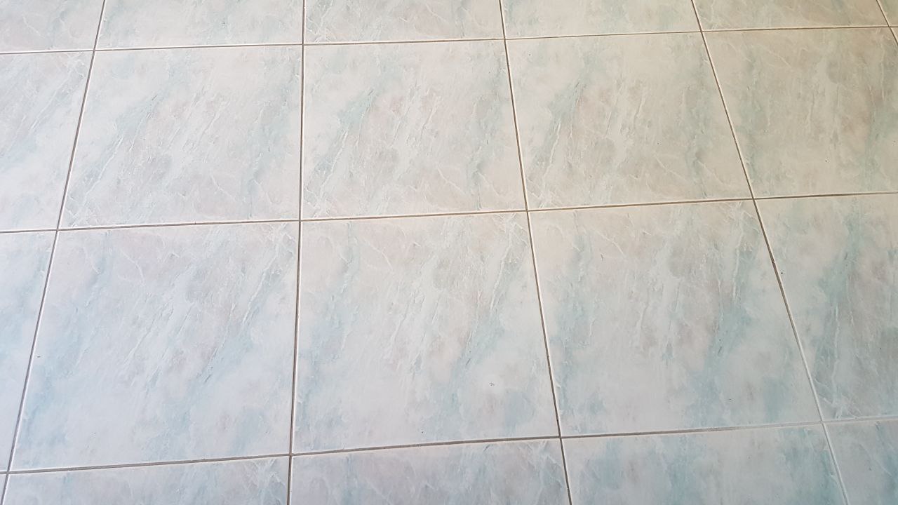 Via Spedalieri 4vani con magazzinetto e ripostigli