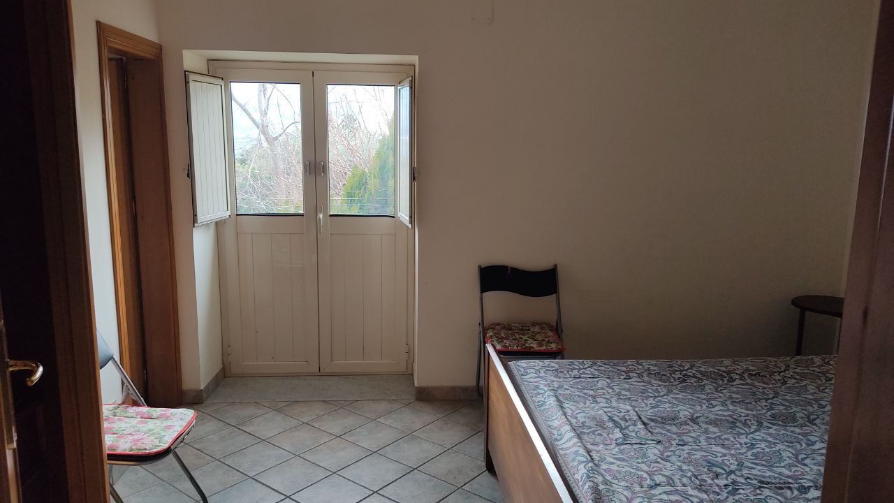 Via Odigitria, 2 locali arredato in centro storico