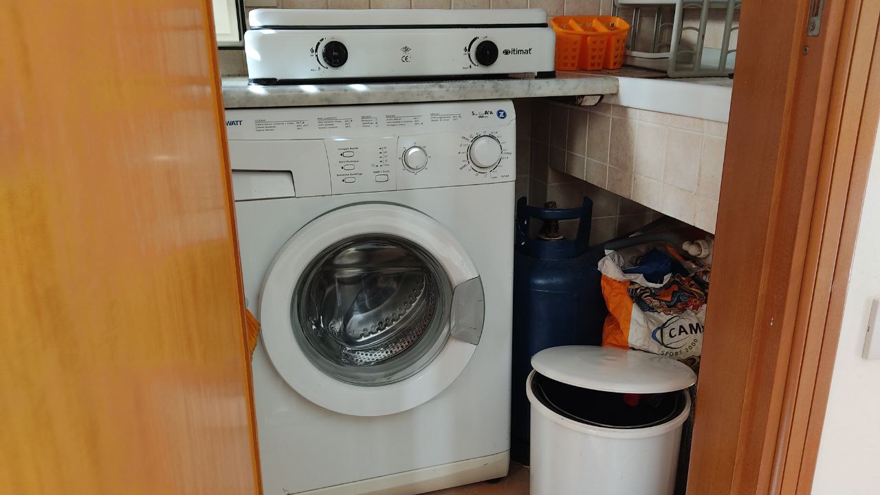 Via Odigitria, 2 locali arredato in centro storico