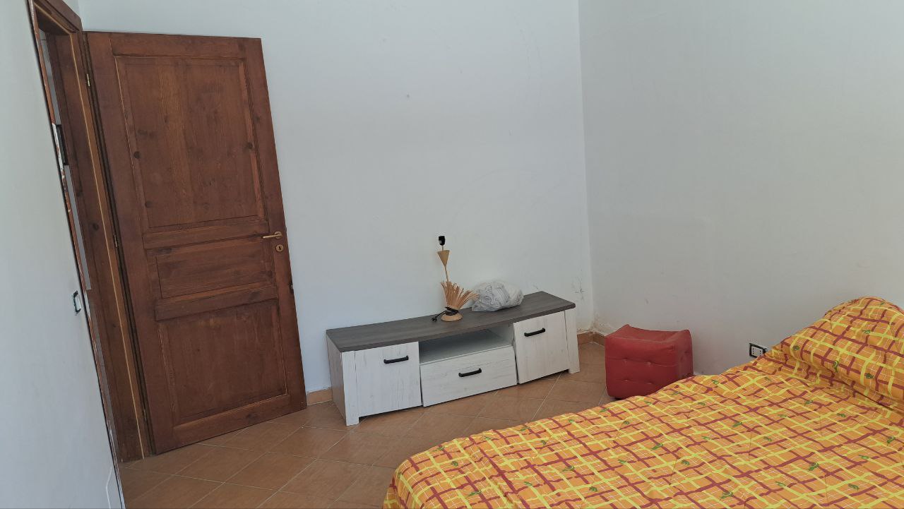 Via Esterna Sant'Elia villino con cucina abitabile