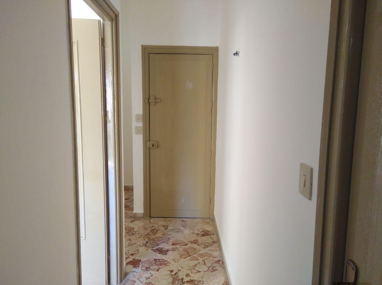 Via Antonio Veneziano, confortevole due vani