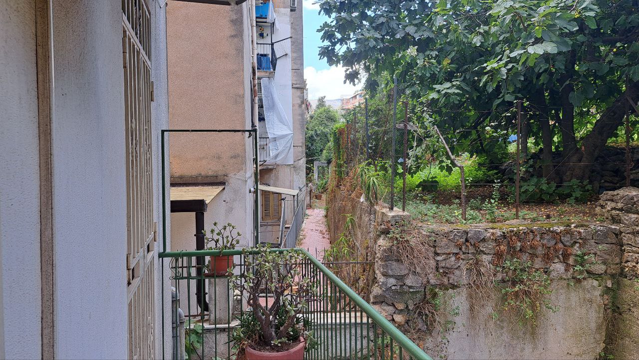 Via Venero grande 4 locali 2 servizi e ripostiglio