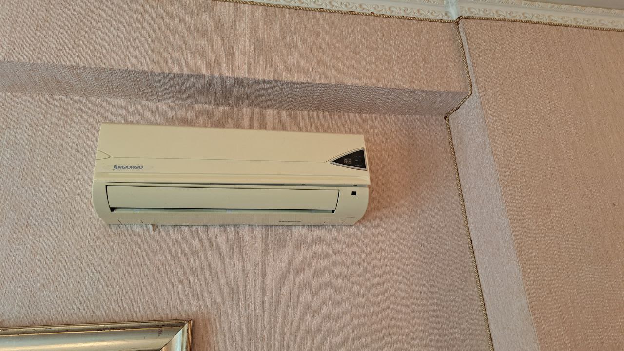 Via Venero grande 4 locali 2 servizi e ripostiglio