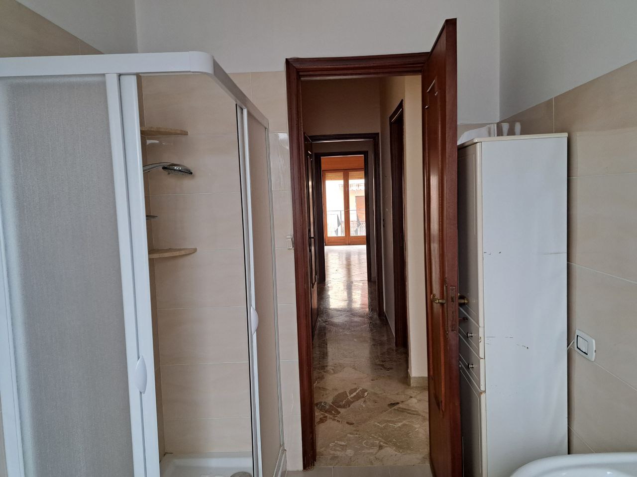 Via Provinciale, grande abitazione con 2 ingressi