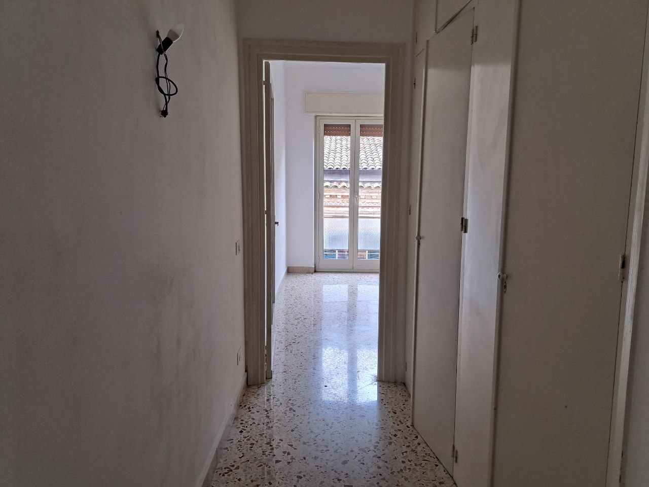 Via Pietro Novelli, 2 locali con cucina abitabile