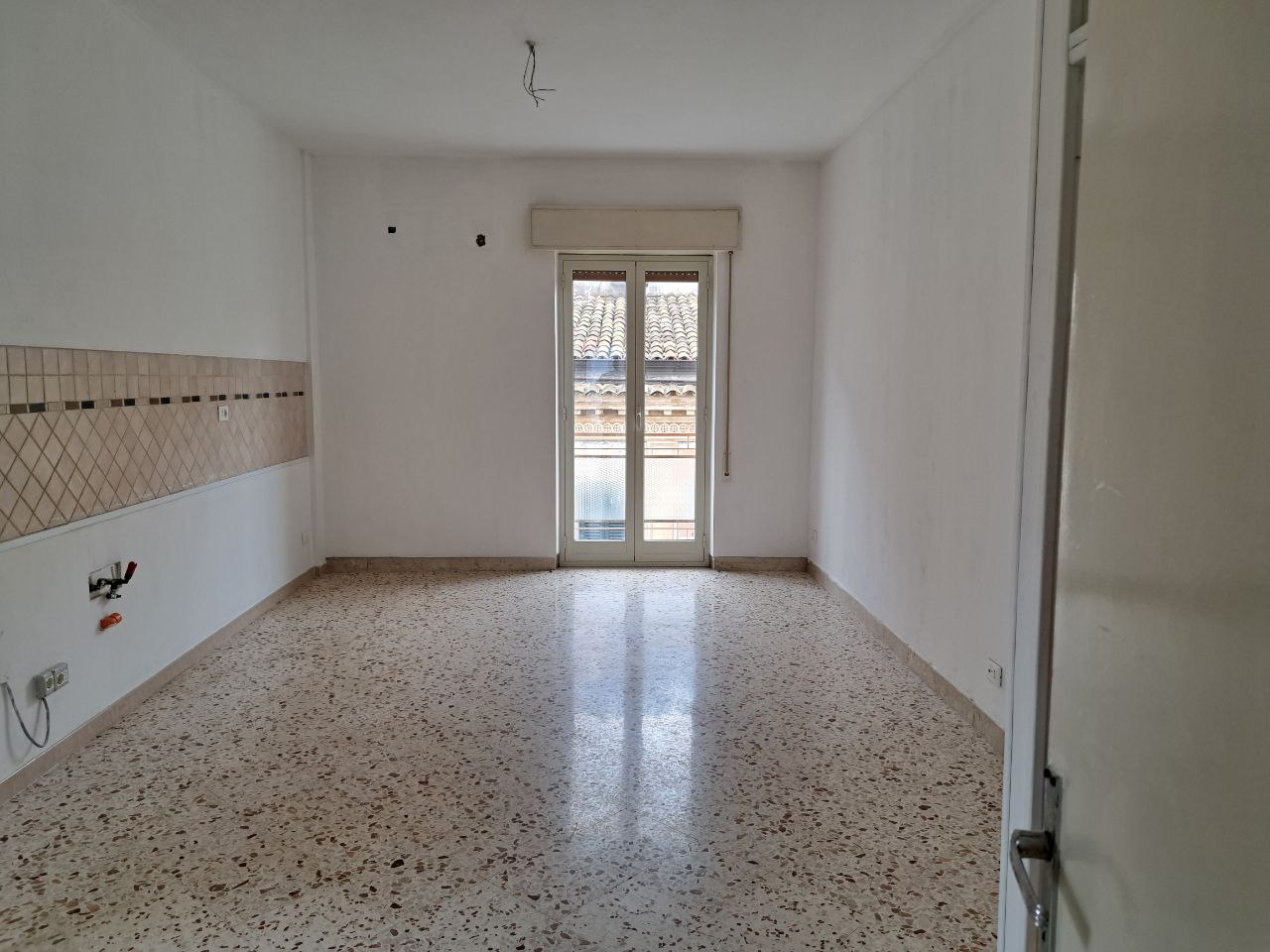 Via Pietro Novelli, 2 locali con cucina abitabile
