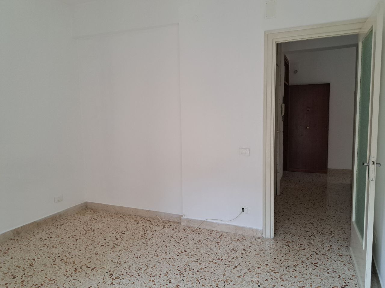 Via Pietro Novelli, 2 locali con cucina abitabile