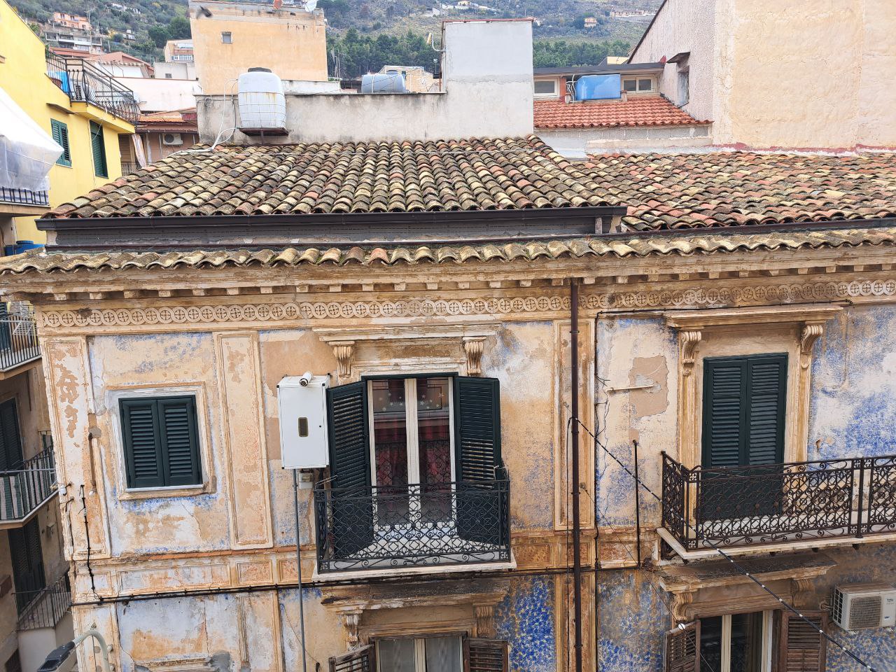 Via Pietro Novelli, 2 locali con cucina abitabile