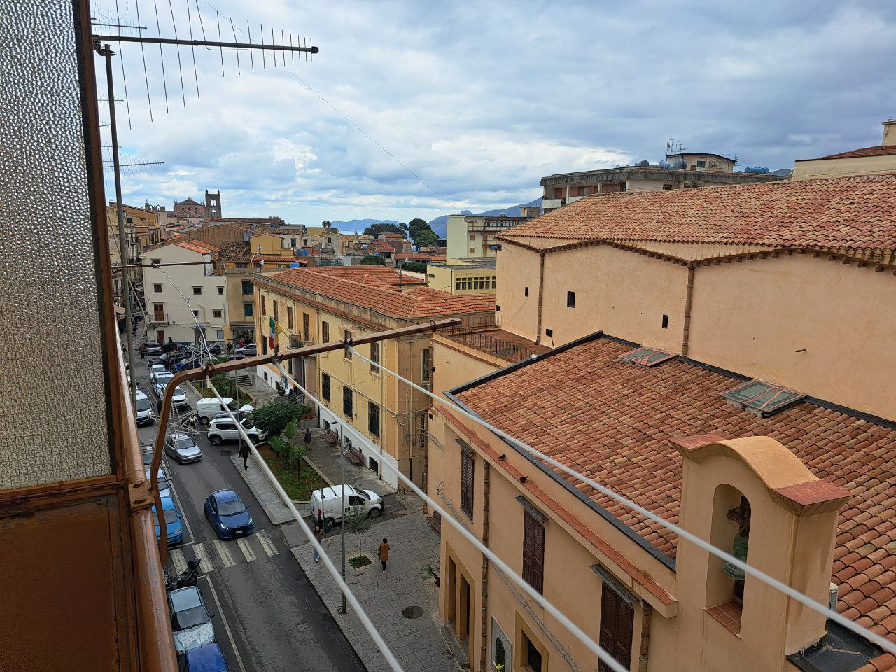 Via Pietro Novelli, 2 locali con cucina abitabile