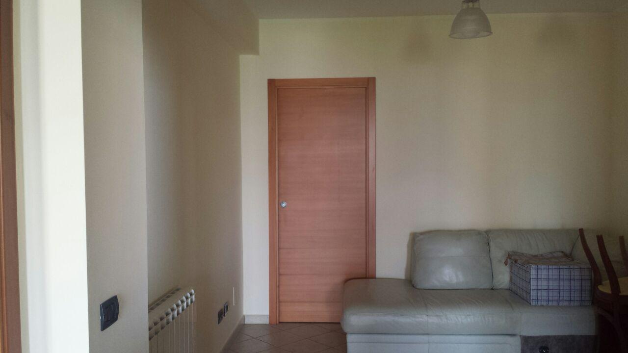 Via Regione Siciliana, 2 vani con cucina-soggiorno