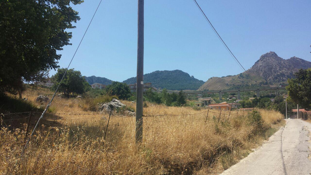 Via Est.Cozzo Ingrassia grande terreno edificabile