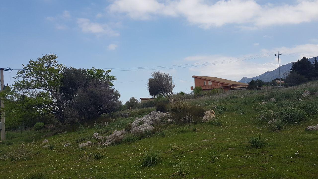 Via Est.Cozzo Ingrassia grande terreno edificabile