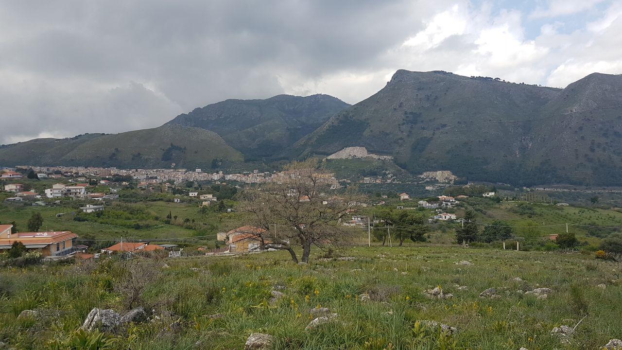 Via Est.Cozzo Ingrassia grande terreno edificabile