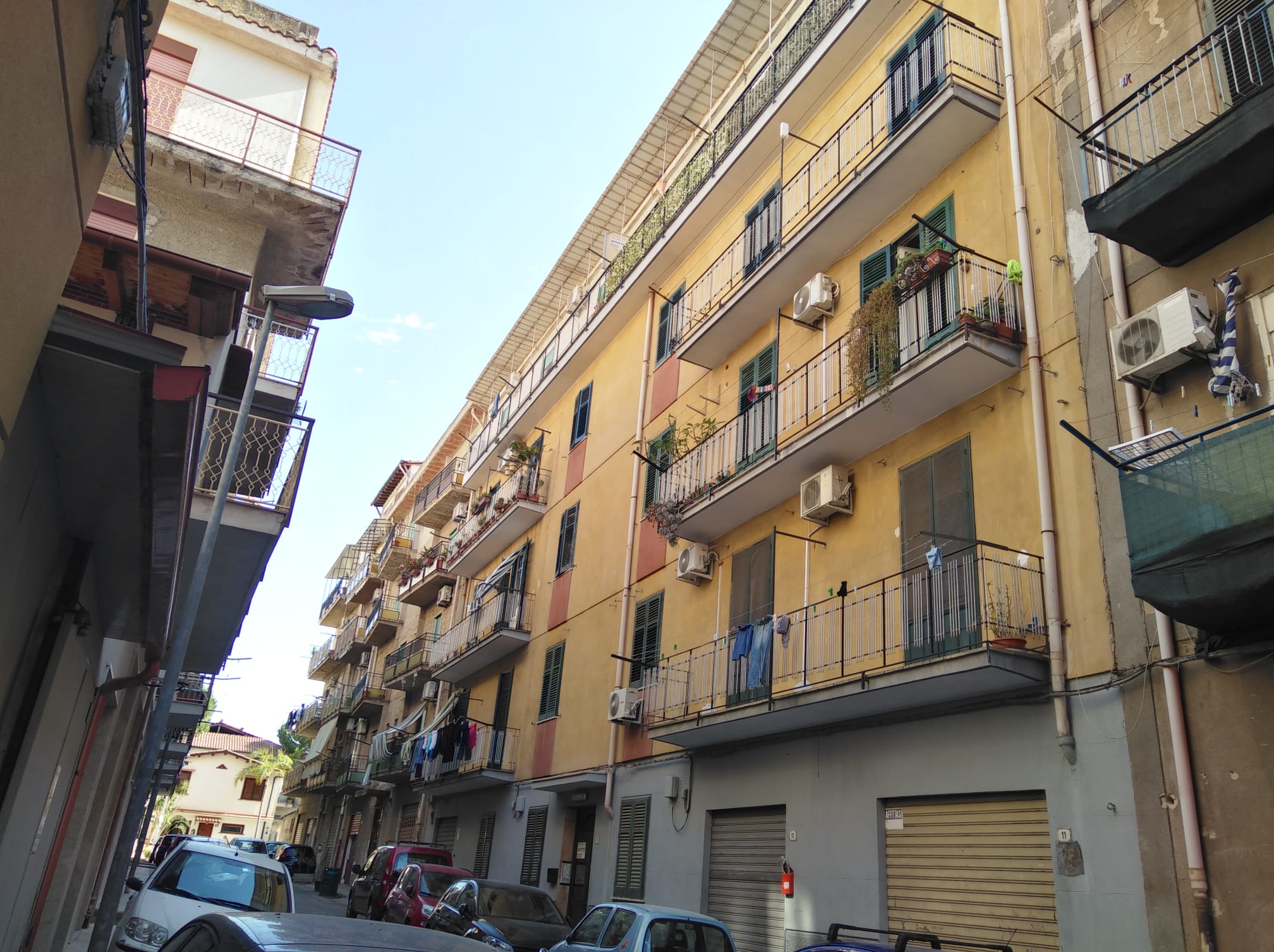 Via Fiume Delia, luminoso e ampio 3 vani