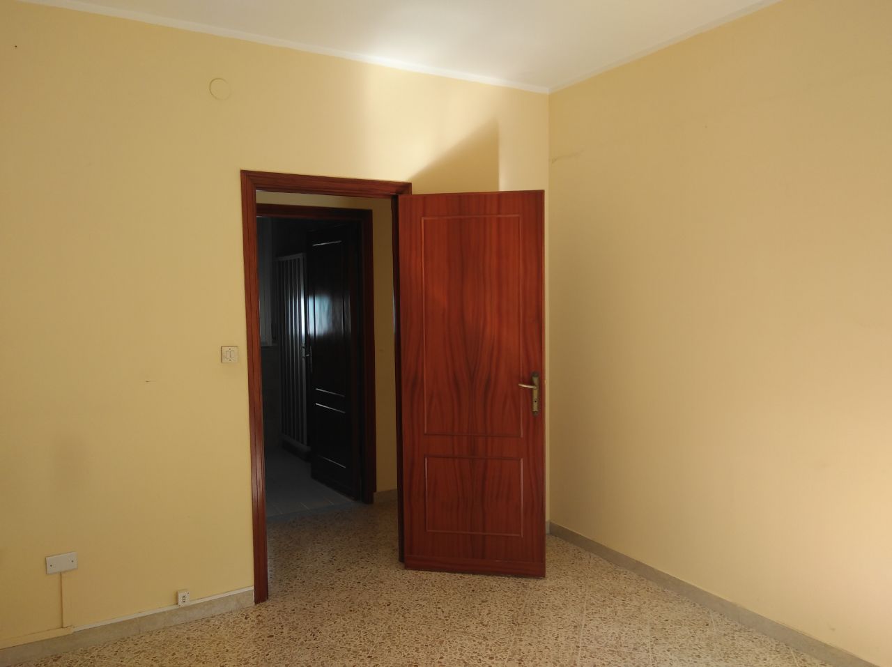 Via Fiume Delia, luminoso e ampio 3 vani