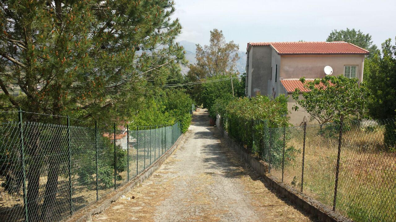 S P 89, terreno pianeggiante con vista panoramica