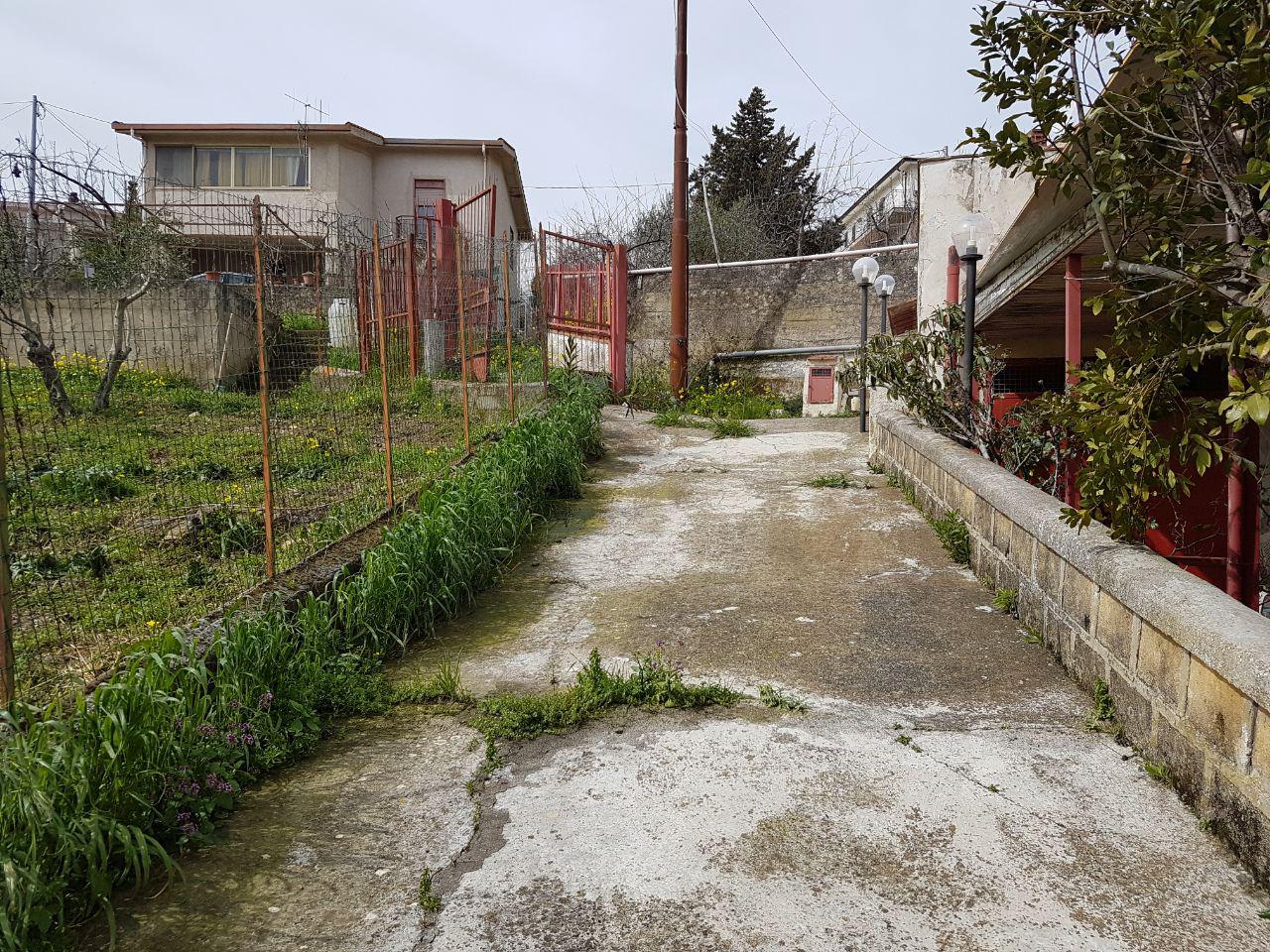 Via delle Rose Caculla piccola casetta di campagna