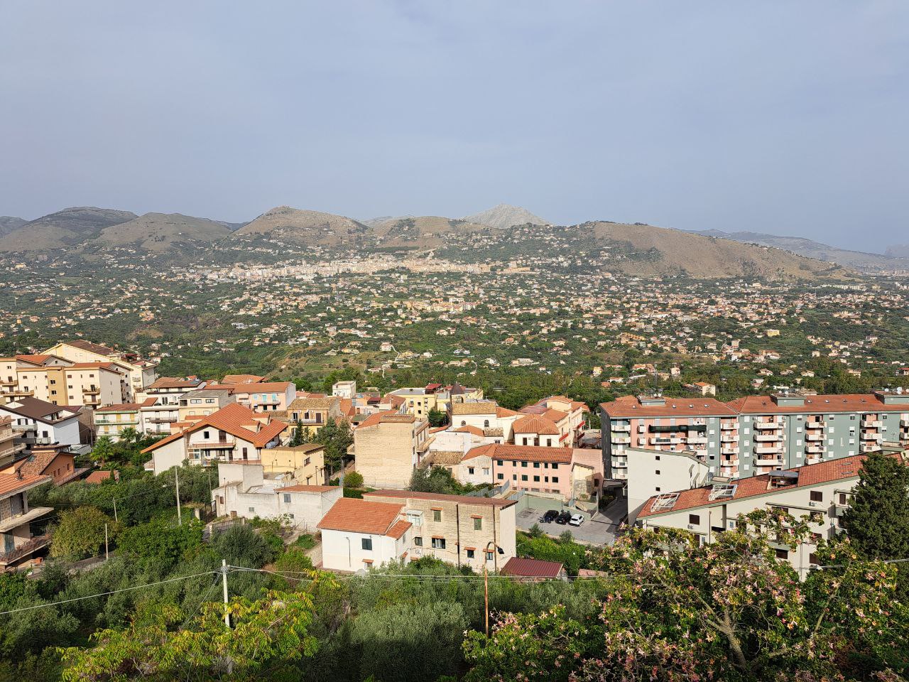 Via PianadegliAlbanesi panoramicaporzione di villa