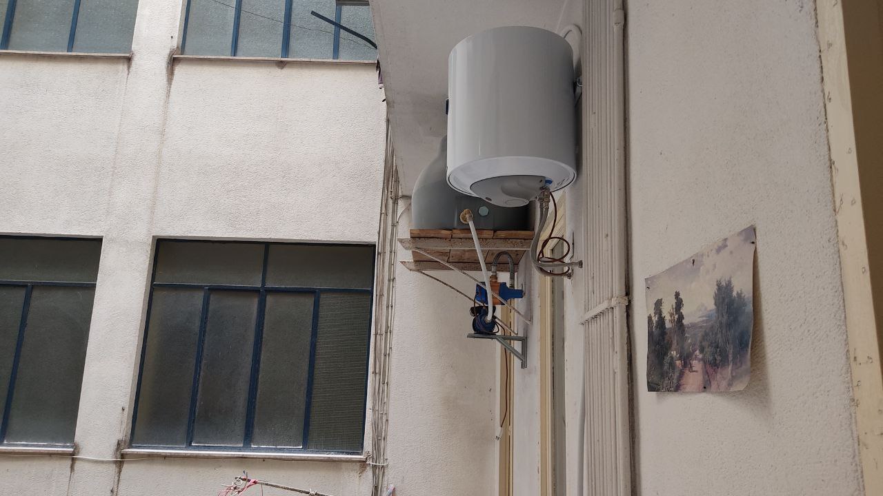 Via Venero comodo e centrale 3vani con ripostiglio