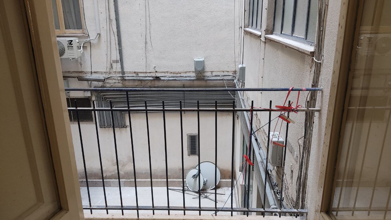 Via Venero comodo e centrale 3vani con ripostiglio