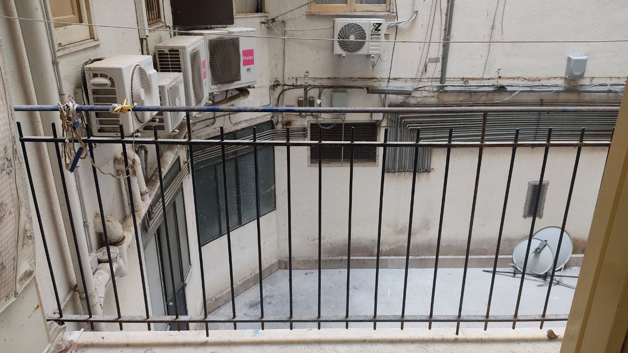 Via Venero comodo e centrale 3vani con ripostiglio