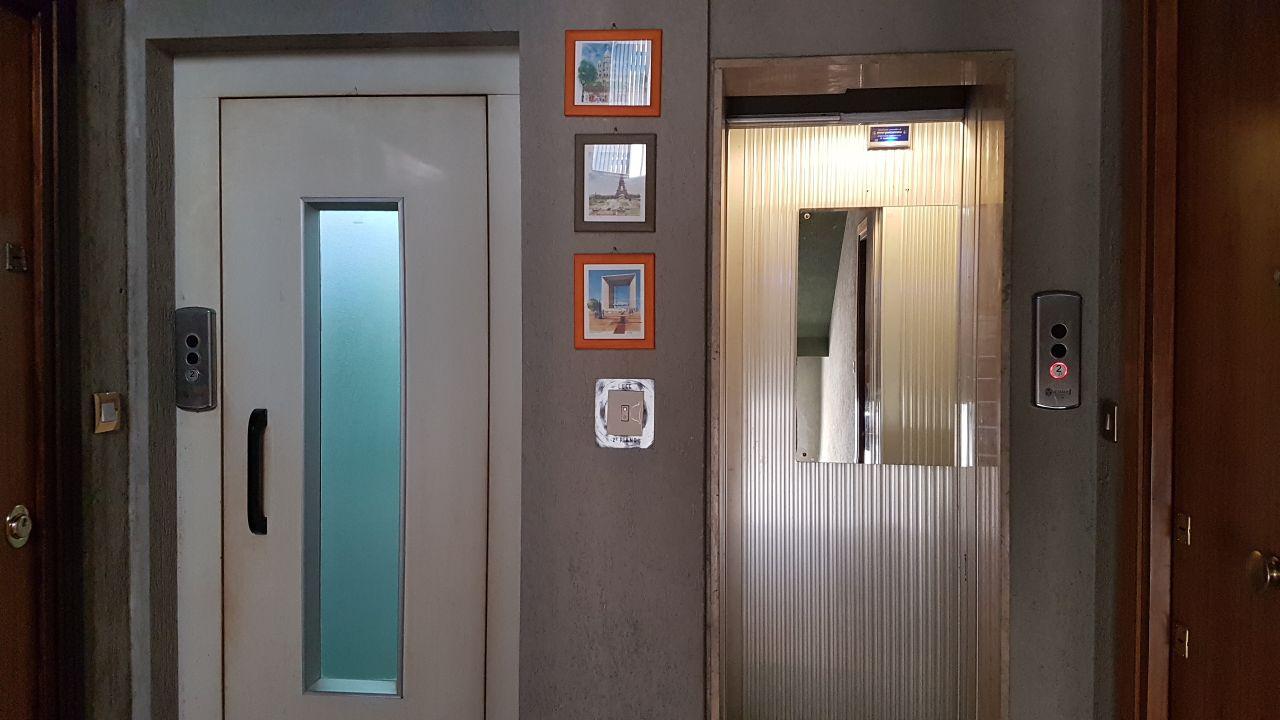 Via Giovan Battista Naselli, 4 vani con 2 ingressi