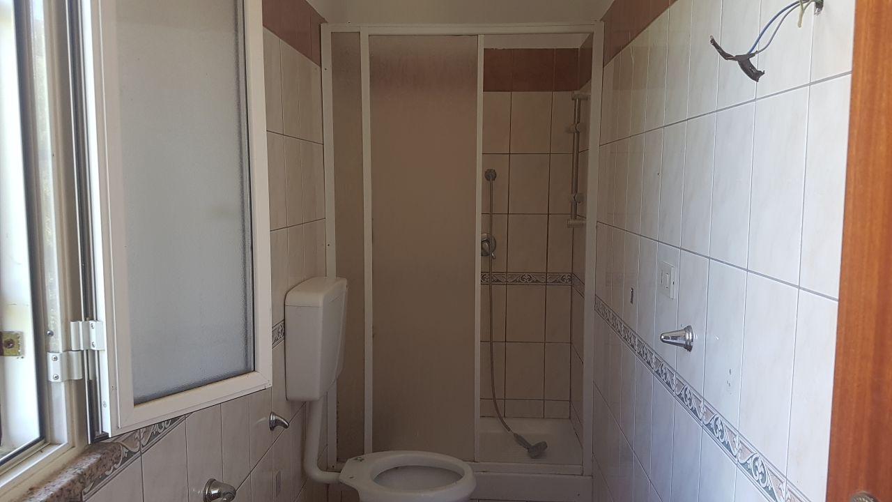 Via Cavallacci, 3 vani con ampio salone e terrazzo