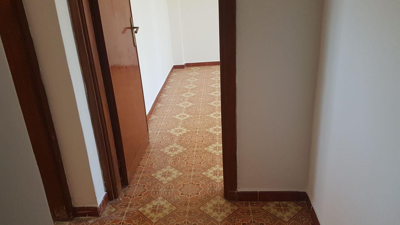 Via Cavallacci, 3 vani con ampio salone e terrazzo