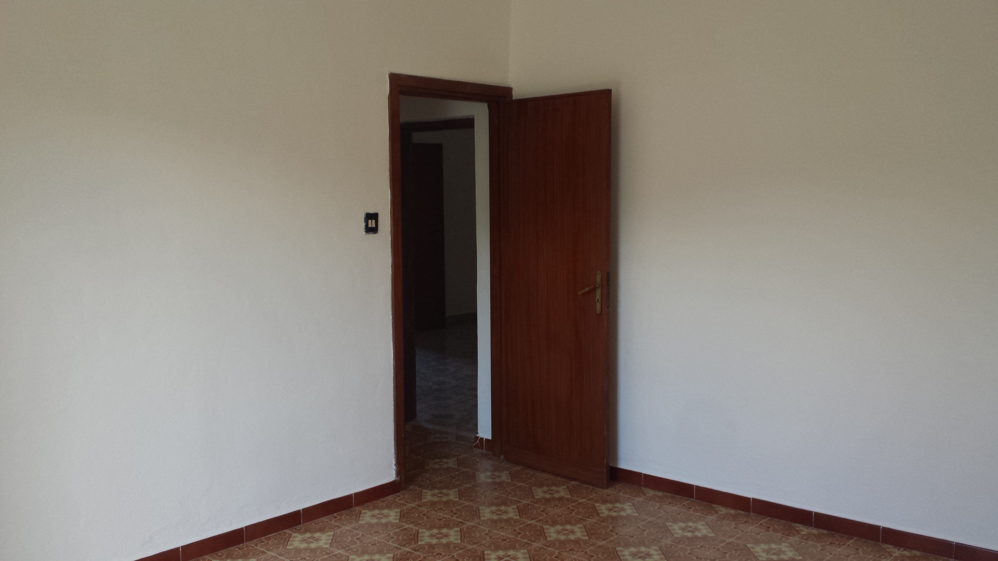 Via Cavallacci, 3 vani con ampio salone e terrazzo