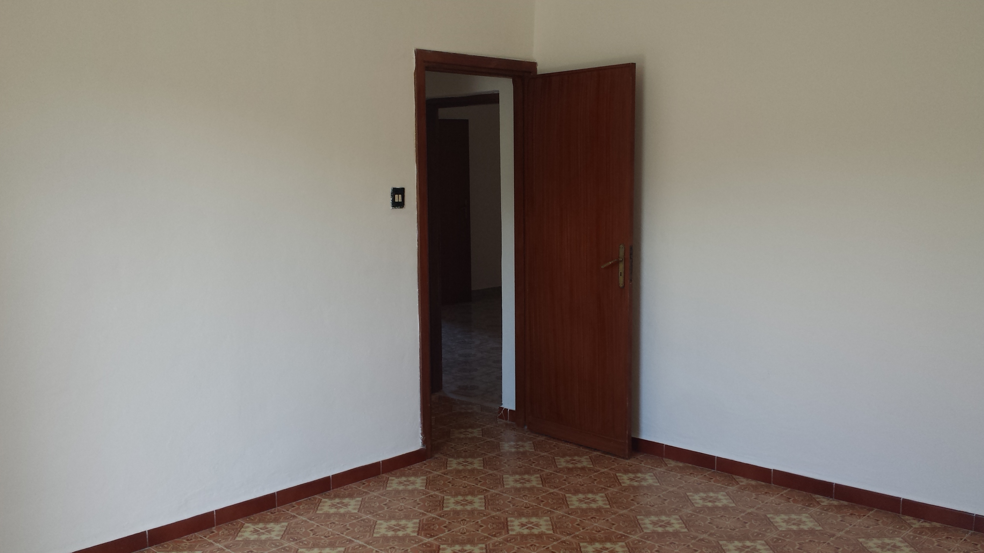 Via Cavallacci, 3 vani con ampio salone e terrazzo