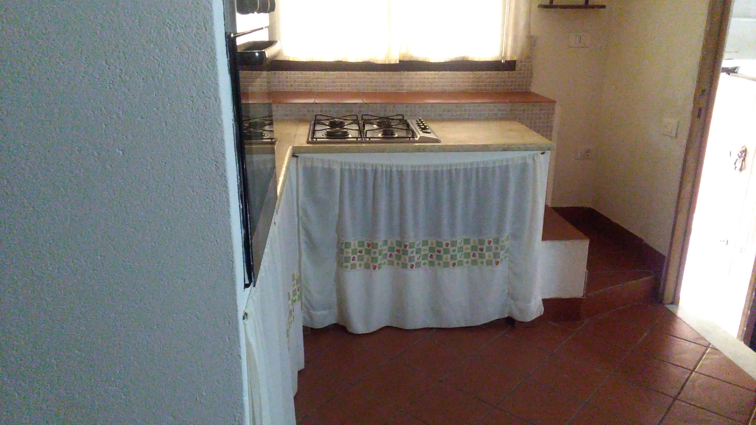 Via Lo Re, monolocale ristrutturato e arredato