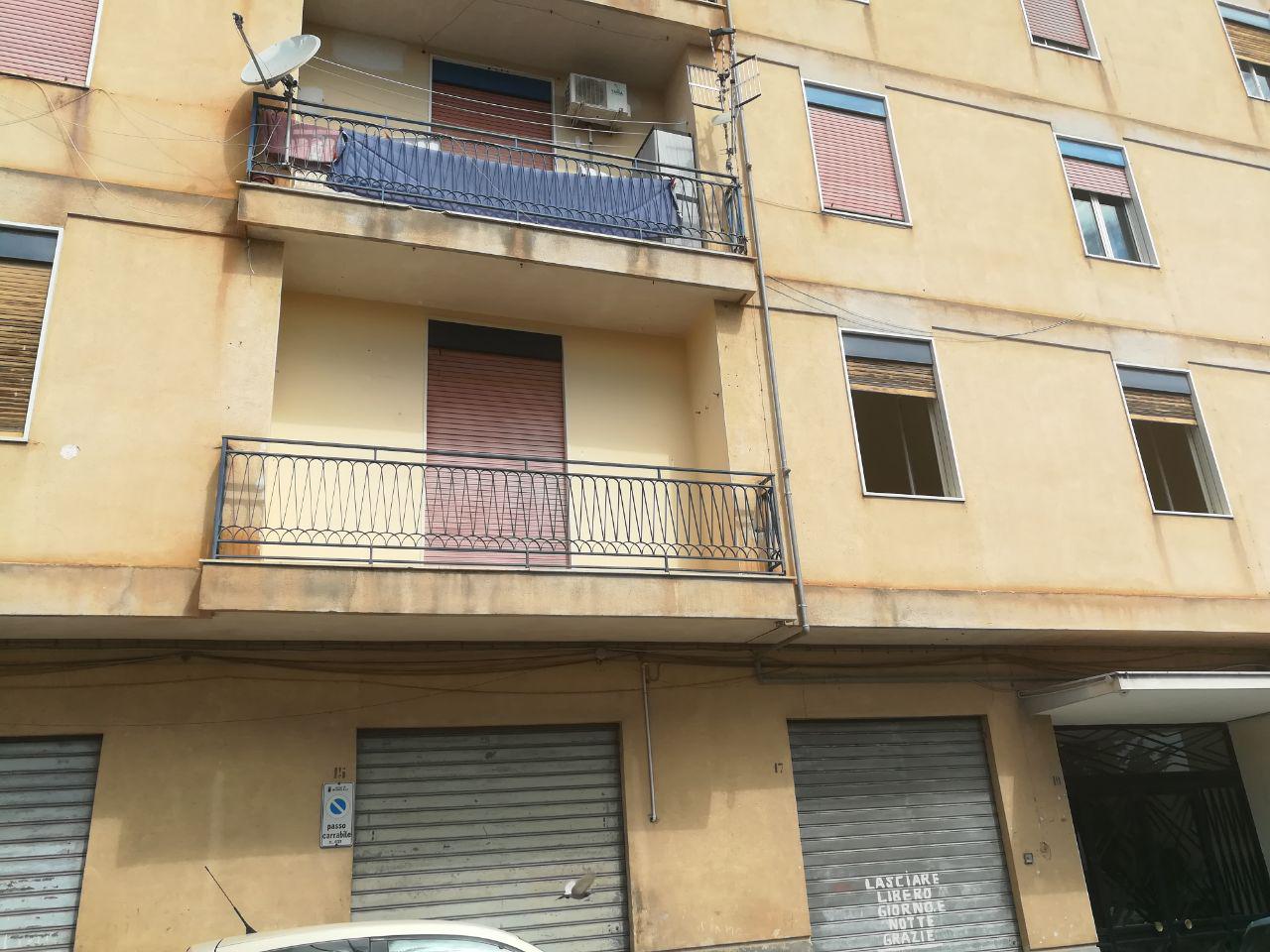 Via B. Manfredi, luminoso appartamento al 1°piano