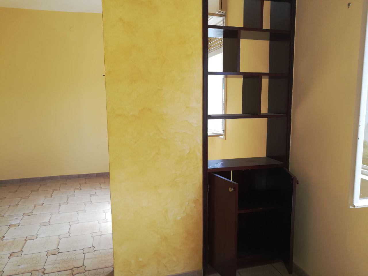 Via B. Manfredi, luminoso appartamento al 1°piano