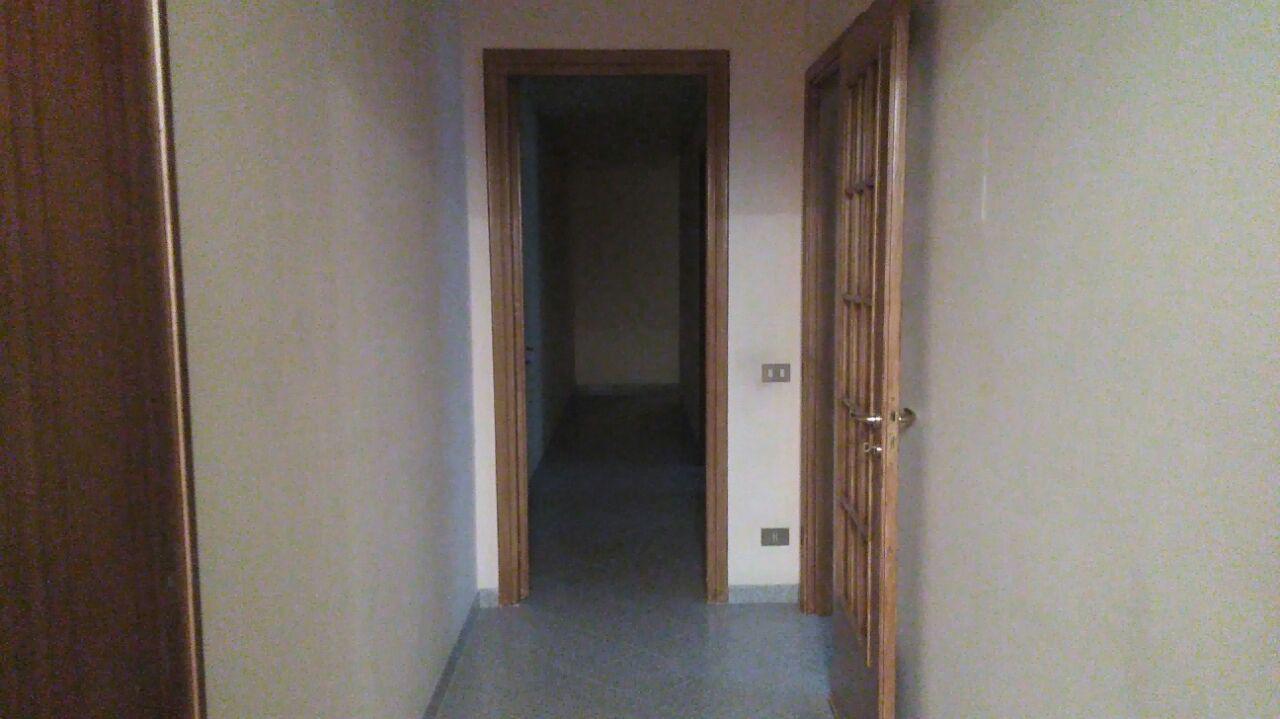 Via Venero, 3 vani con vasca-doccia e ripostiglio