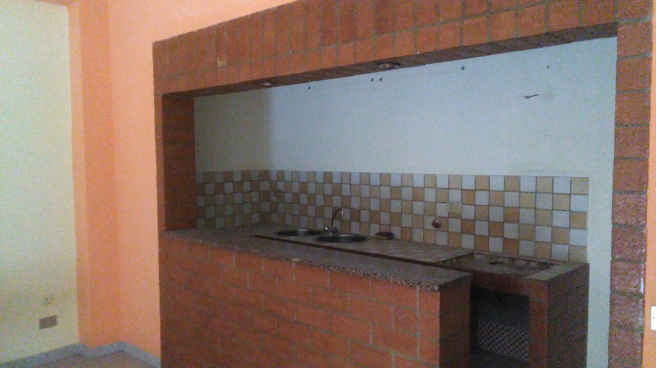 Via Venero, 3 vani con vasca-doccia e ripostiglio