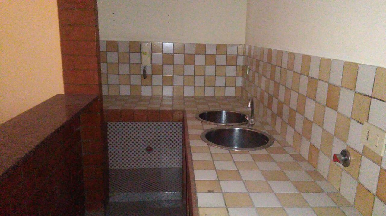 Via Venero, 3 vani con vasca-doccia e ripostiglio